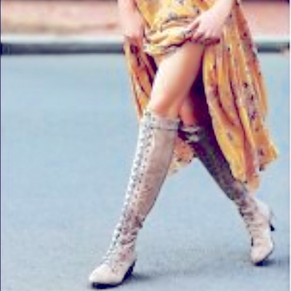 Free people Jeffrey Campbell Toe Lace up boot.